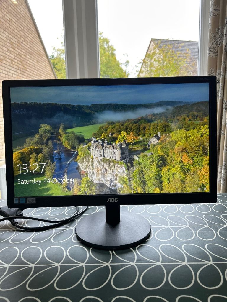 AOC Computer Monitor – Good Condition