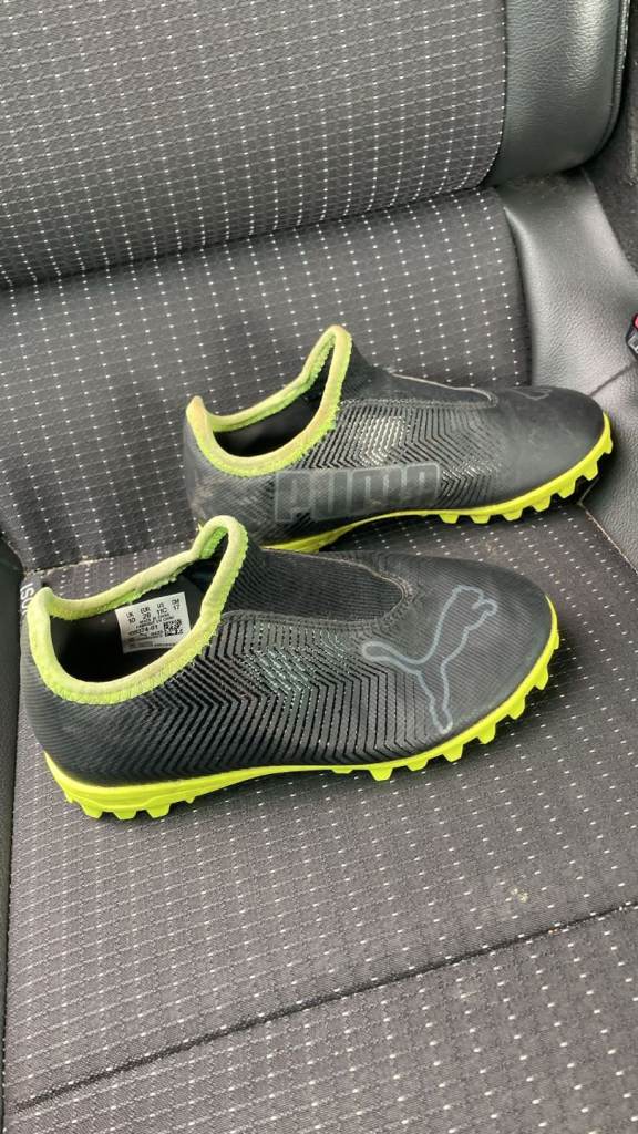 Puma Finesse Astro Turf Football boots