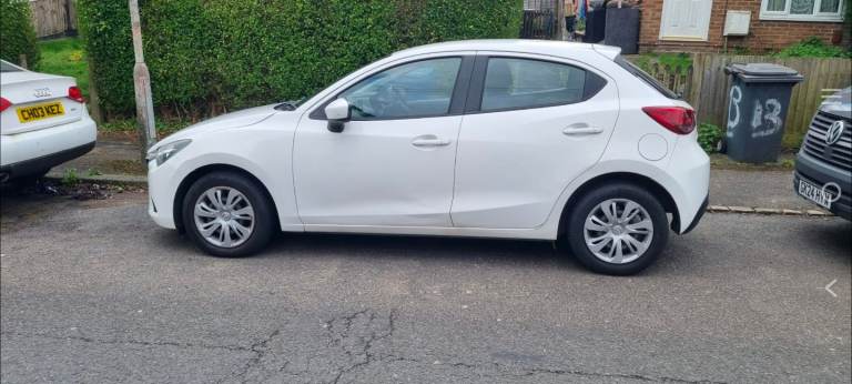 Mazda, 2, Hatchback, 2015, Manual, 1496 (cc), 5 doors