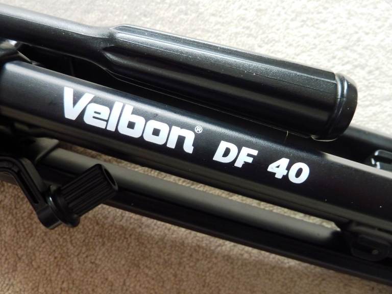 Velbon DF 40 Camera Tripod with Quick Release Plate – Good Condition - £8 ono