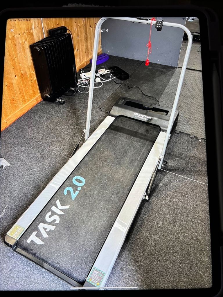 TREADMILL RUNNING MACHINE BLUEFIN TASK 2.0 AS NEW CONDITION FOLDING WITH SMART APP