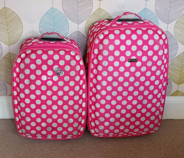 2 suitcases