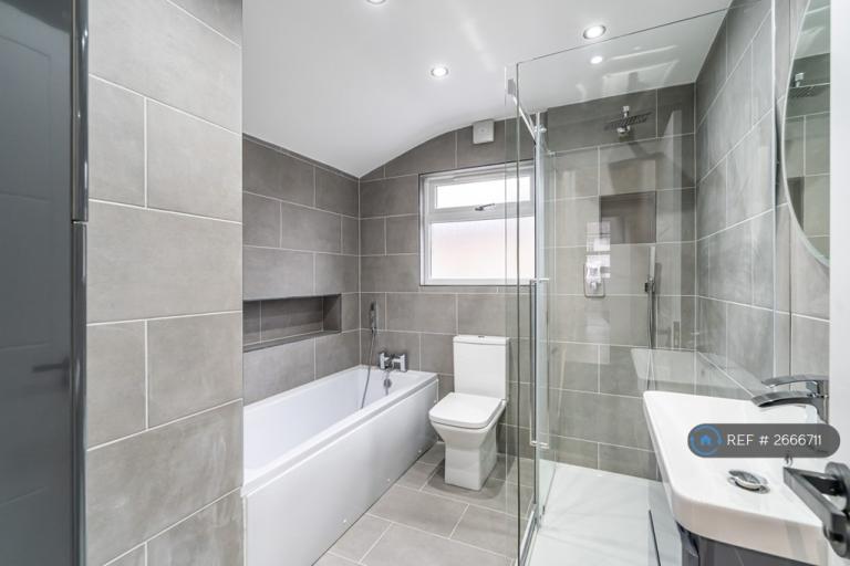 2 bedroom house in Fountain Road, London, SW17 (2 bed) (#2666711)