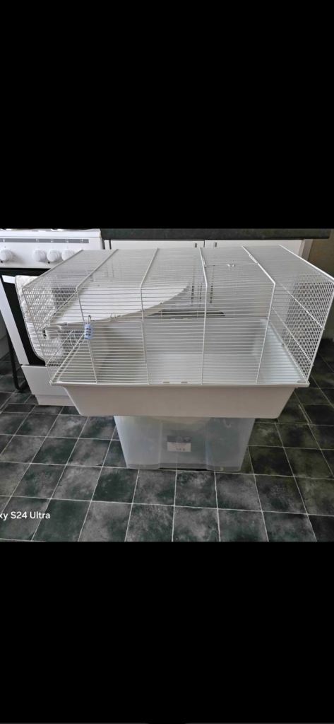 White Wire Pet Cage with Plastic Base