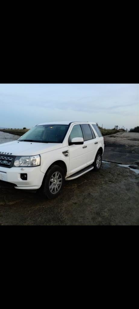 Land Rover, FREELANDER, Estate, 2012, Manual, 2179 (cc), 5 doors