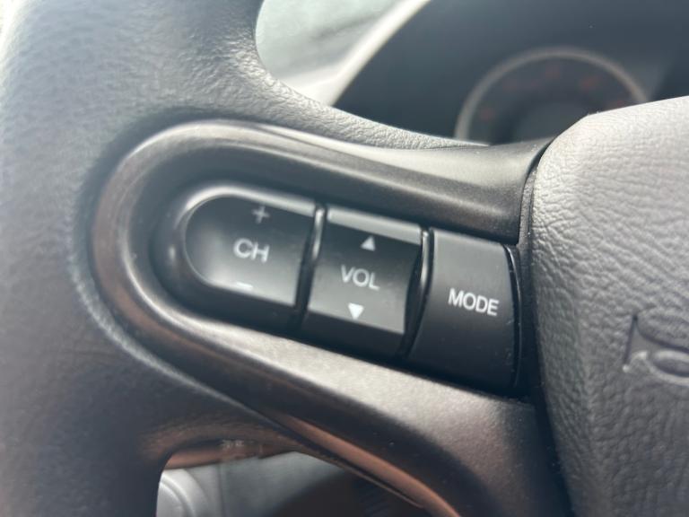 HONDA JAZZ ONLY 37 K AND FSH MOT JUNE 26 