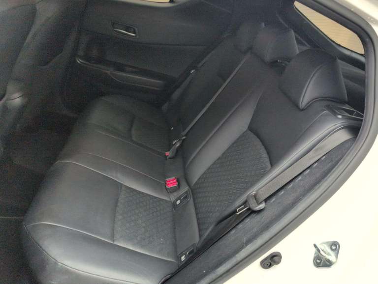 2020 Toyota C-HR 1.8 VVT-h Design SUV 5dr Petrol Hybrid CVT Euro 6 (s/s) (122 ps) - SAT NAV, HATC...