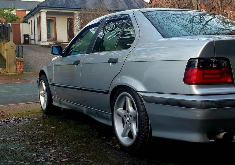 Bmw 17 inch staggered style 18s 7.5j fronts 8.5j rears 