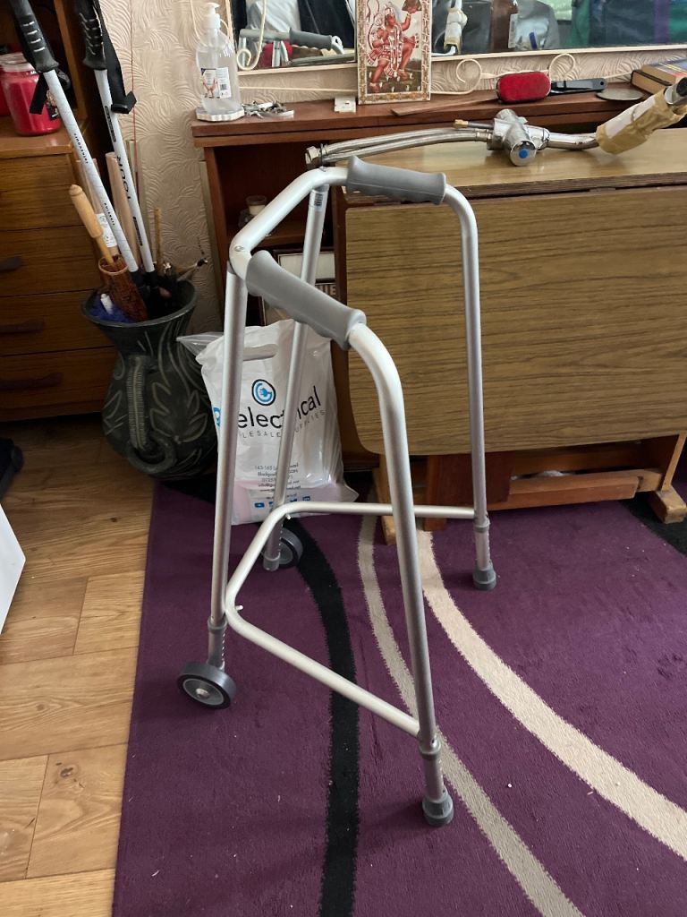 Disability walker 
