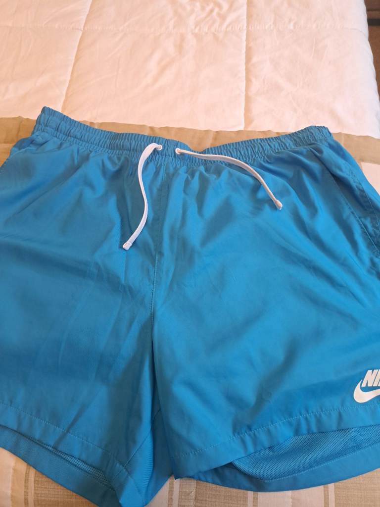 Nike mens blue shorts 