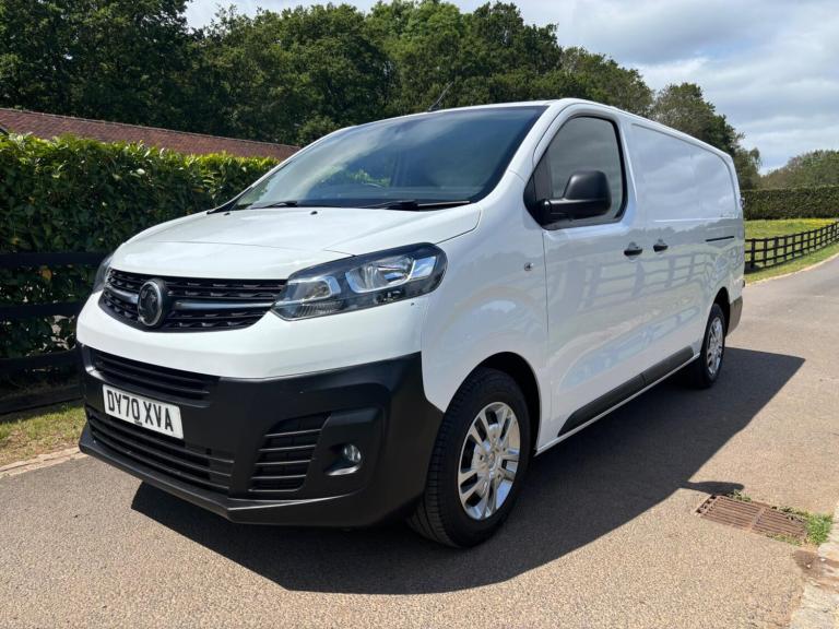  Vauxhall Vivaro 1.5 Turbo D 2900 Dynamic L2 H1 Euro 6 (s/s) 6dr Diesel Manual