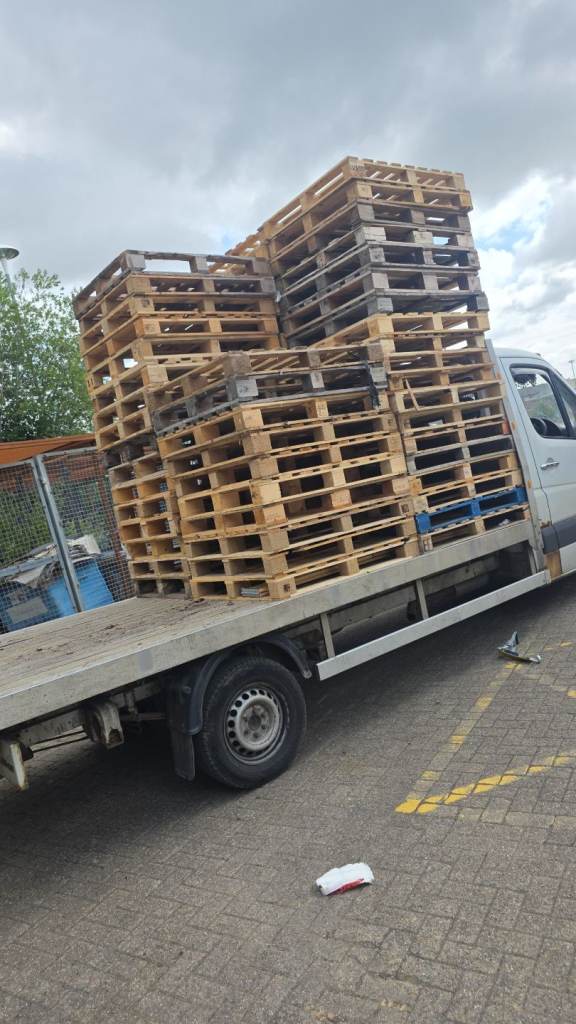 WOODEN PALLETS WANTED 