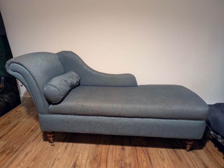 Chaise Longue