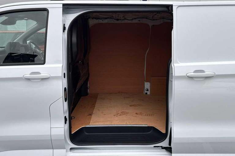 2025 Volkswagen Transporter Commerce Plus 2.0 TDI 110 PS 6sp Manual Van DIESEL Manual