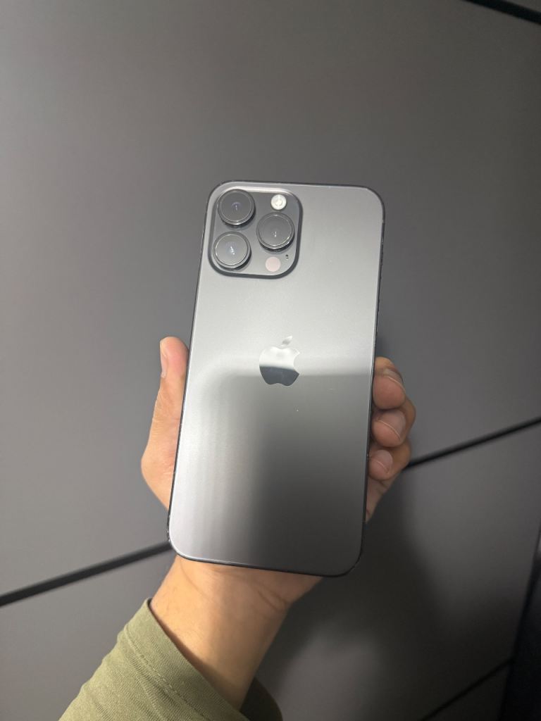 iPhone 16 pro max 100%bH 9 cycles count 