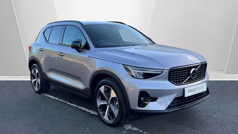 2025 Volvo XC40 2.0 B4P Plus Dark 5dr Auto SUV Petrol Automatic