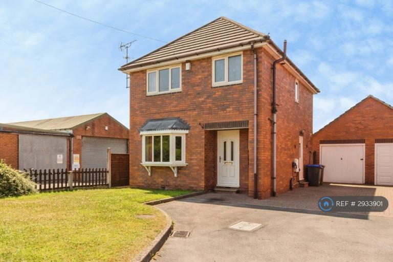 3 bedroom house in Smithy Fold, Macclesfield, SK11 (3 bed) (#2933901)