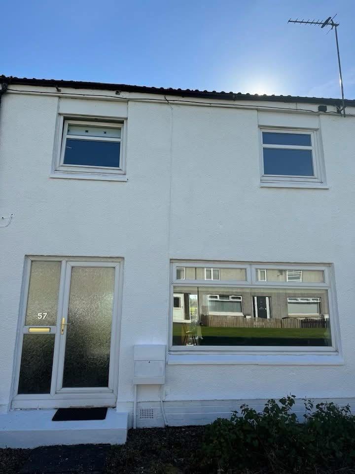 3 - Bedroom mid terraced house in East Fulton, Linwood