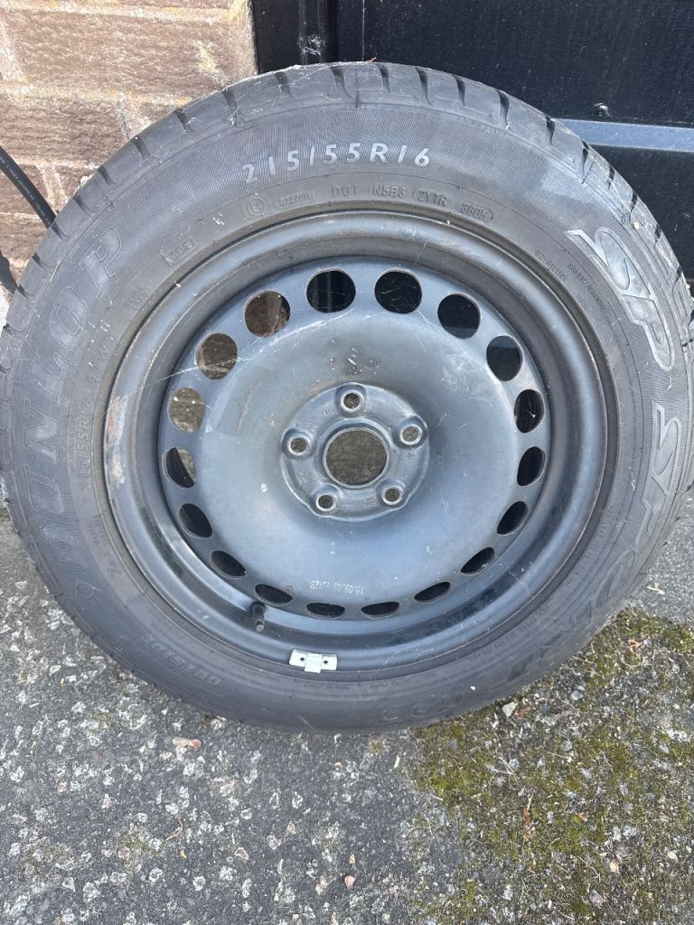 Never Used (New) Dunlop 215/55R16 car Tyre with Steel Wheel