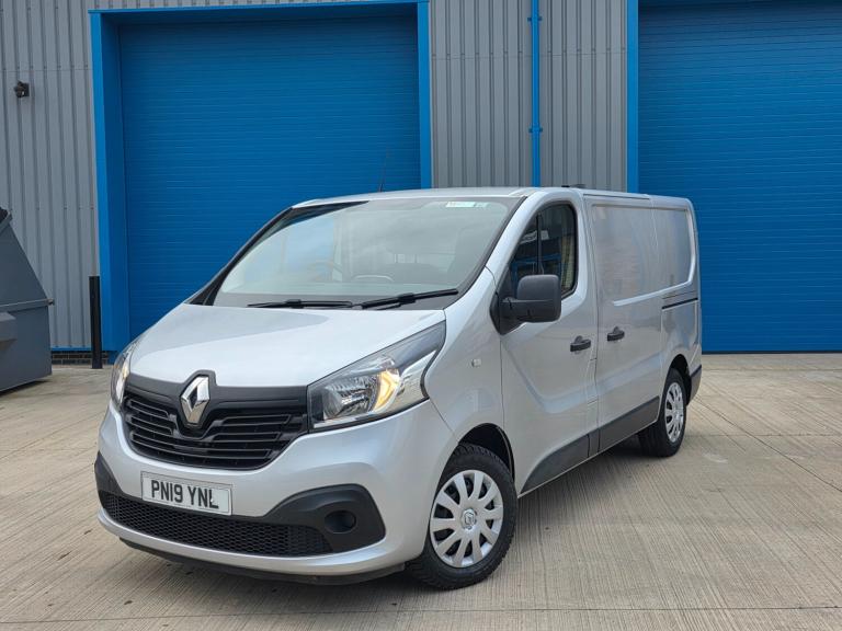 2019 Renault Trafic SL27 ENERGY dCi 125 Business+ Van 2x in stock 1 owner  PANEL VAN Diesel Manual