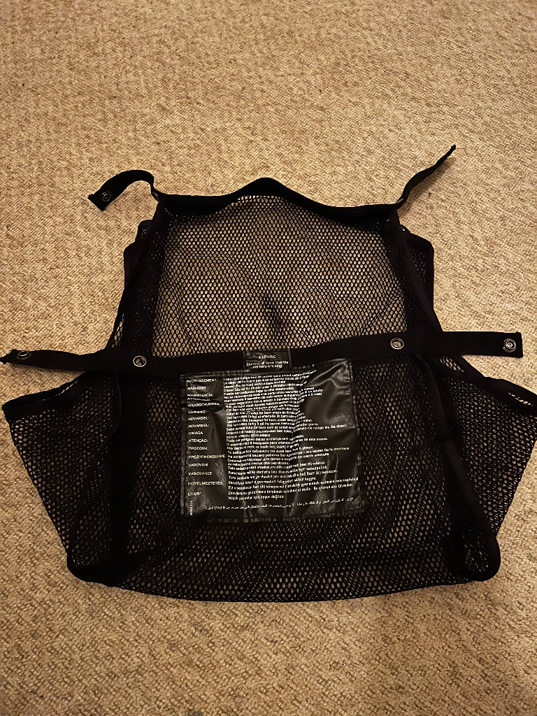 Maclaren - mesh under buggy shopping basket 