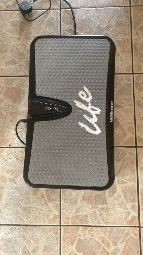 Vibrapower Life Vibration Plate Machine Grey Black Gym Training Home Use COMES WITH  POWER CORD 