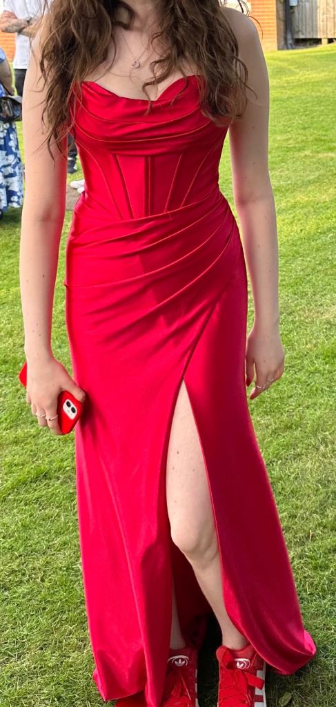 Red Prom dress