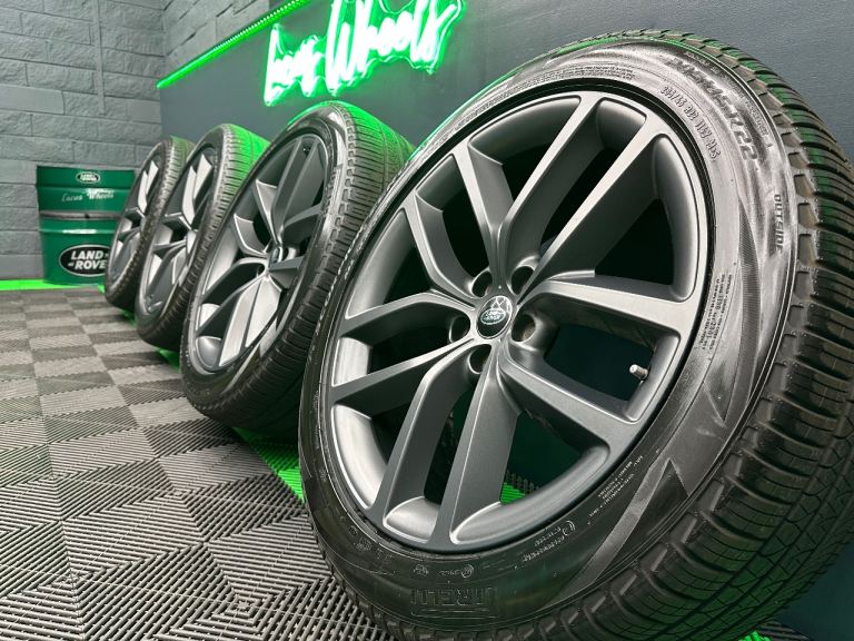 Genuine Range Rover Sport 22" Grey Alloy Wheels Style 5127 L461 Vogue SVR SV & 5/7mm+ tyres!