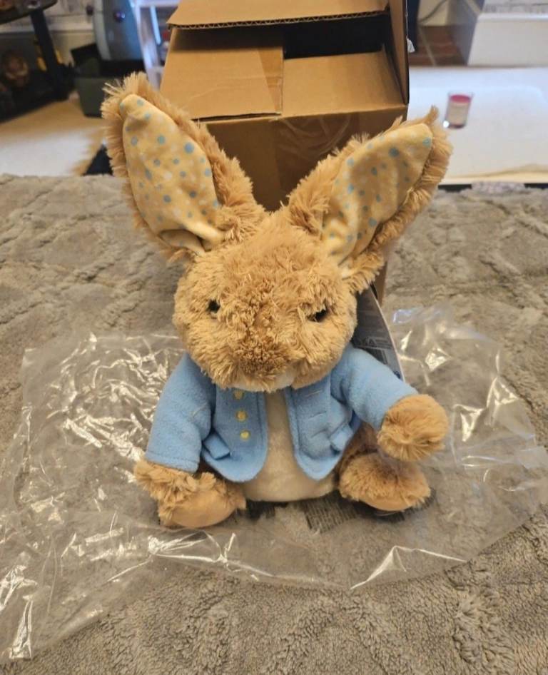 Peter rabbit peek-a-boo teddy brand new in box