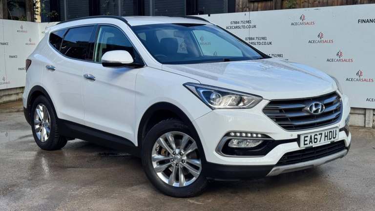2017 Hyundai Santa Fe 2.2 CRDi Blue Drive Premium Auto 4WD Euro 6 (s/s) 5dr (7 Seat) ESTATE Diese...
