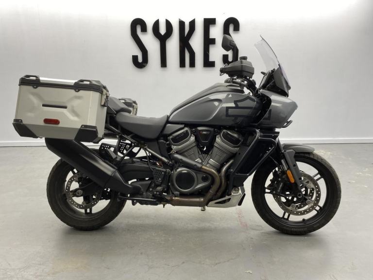 2022 Harley-Davidson RA1250S Pan America Special in Gauntlet Grey ARH