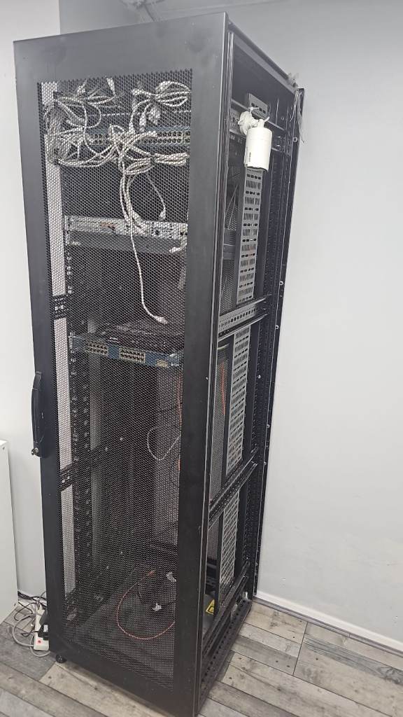 Server rack