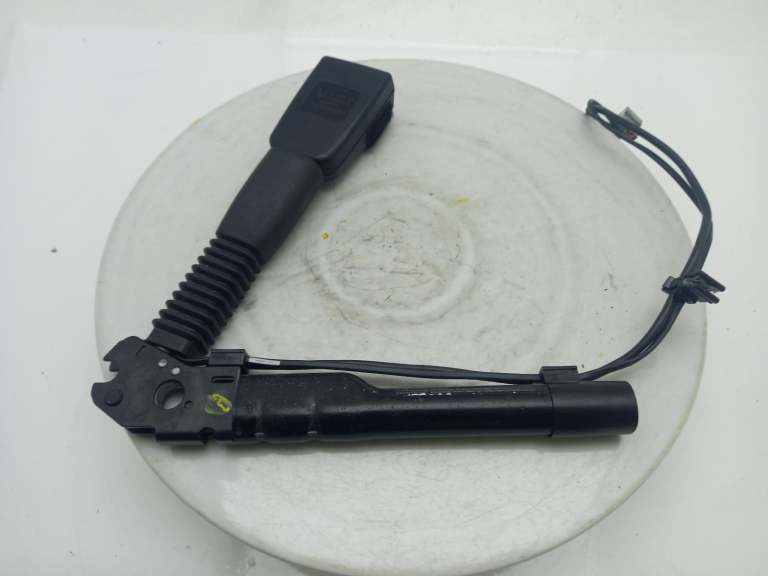 Bmw 3 Series Seat Belt Stalk Front Pre Tensioner Right 2005-2013