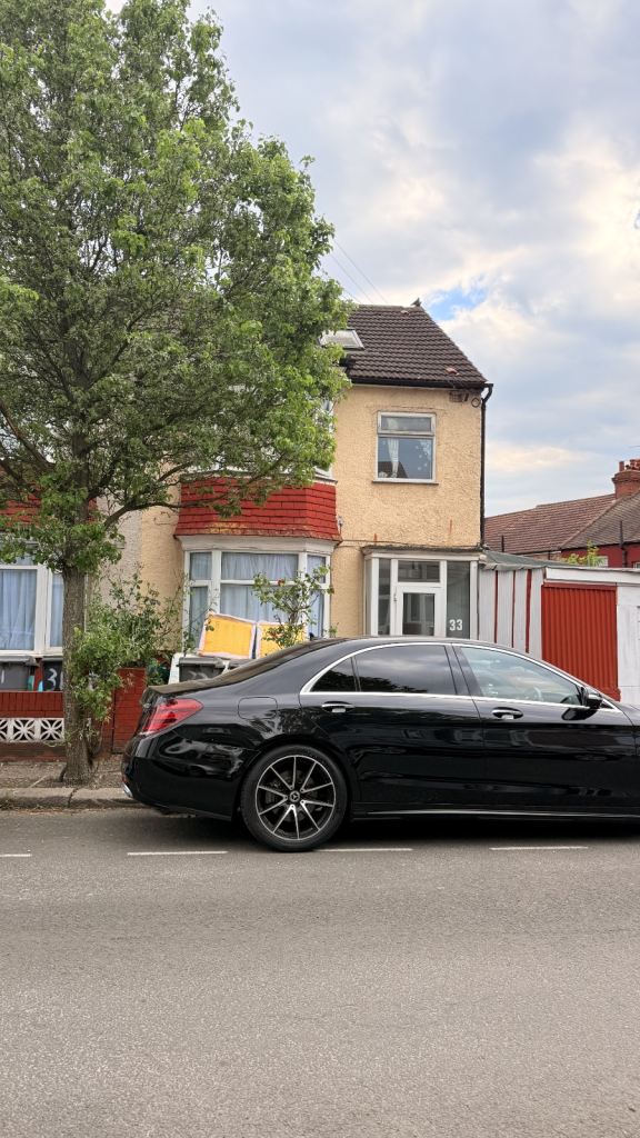     2 Bed Flat in Wembley Central | 5 mins to Station | Parking