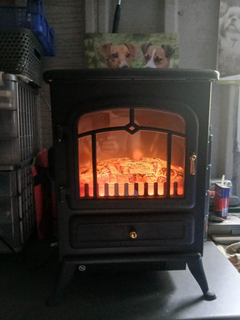 Black Metal Electric Log Effect Fire – As New