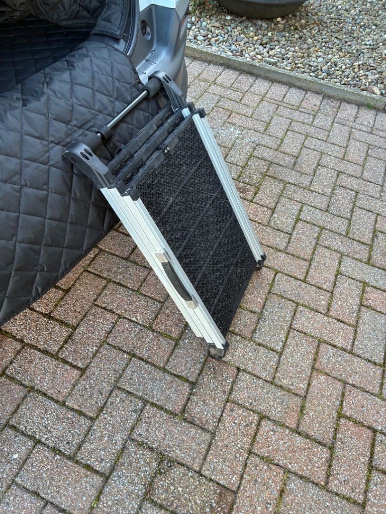 Collapsible Dog Ramp