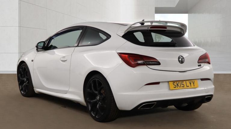 2015 VAUXHALL ASTRA GTC 2.0 T VXR White Manual Petrol