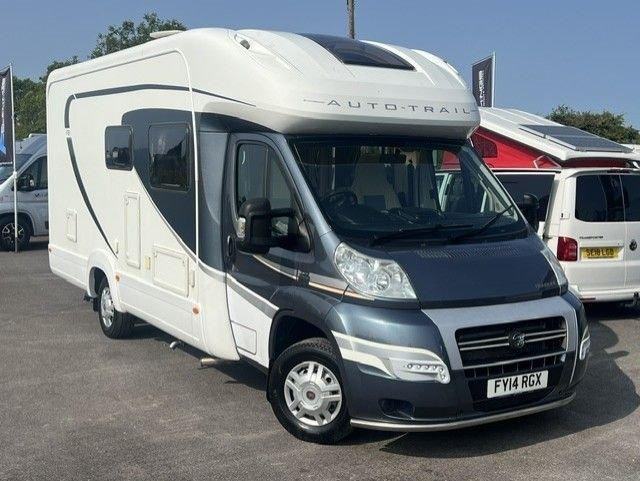 2014 14 AUTO-TRAIL TRACKER FB