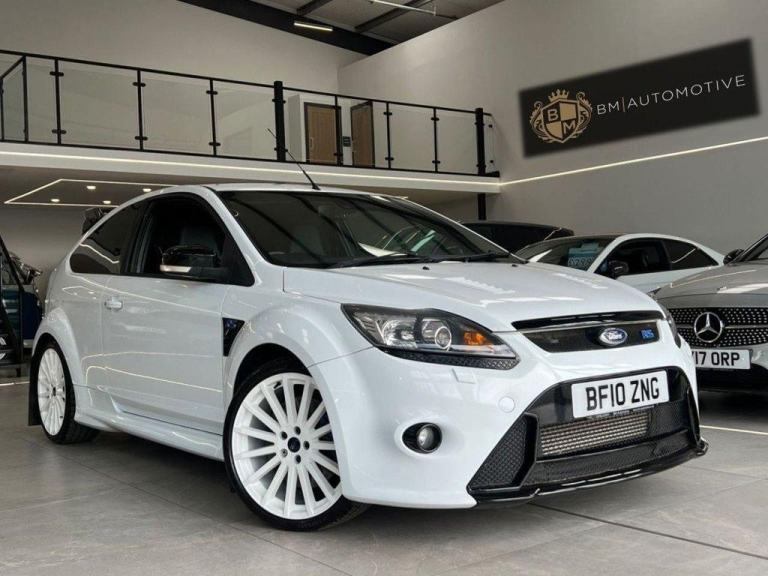 2010 Ford Focus 2.5 RS Hatchback 3dr Petrol Manual (225 g/km, 301 bhp) Hatchback