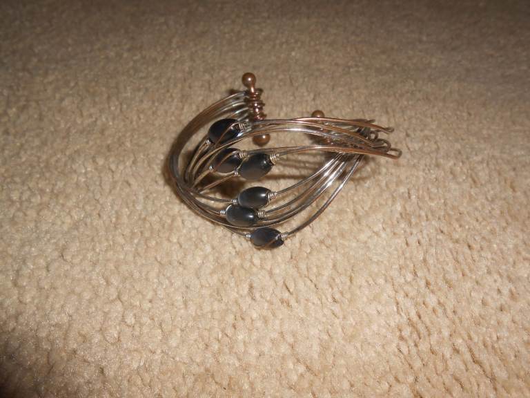 Silver-tone Bracelet with Black Beads – COSTUME JEWELLERY