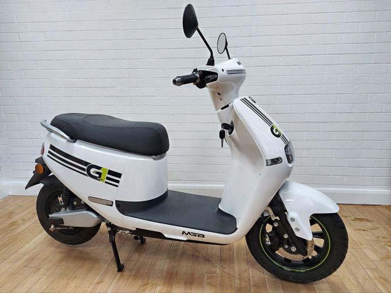 MGB G1 50cc Moped Scooter 2000W Electric Bosch Motor