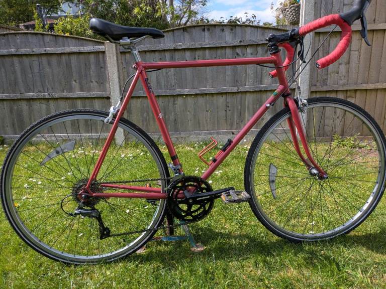 Raleigh Eclat - Vintage early 1990's cycle