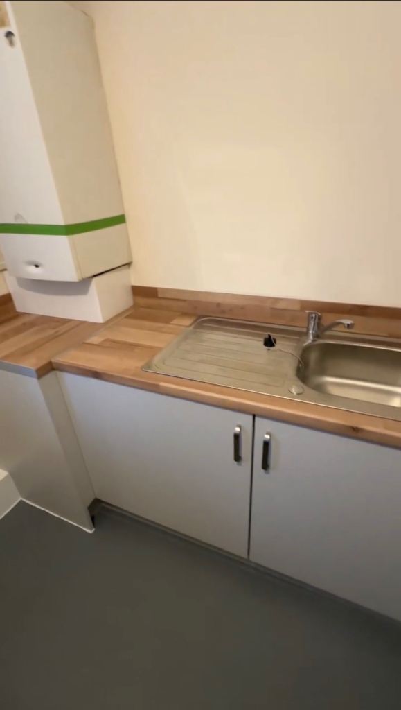 1 bed ground floor council flat- swap to 2 bedroom council 