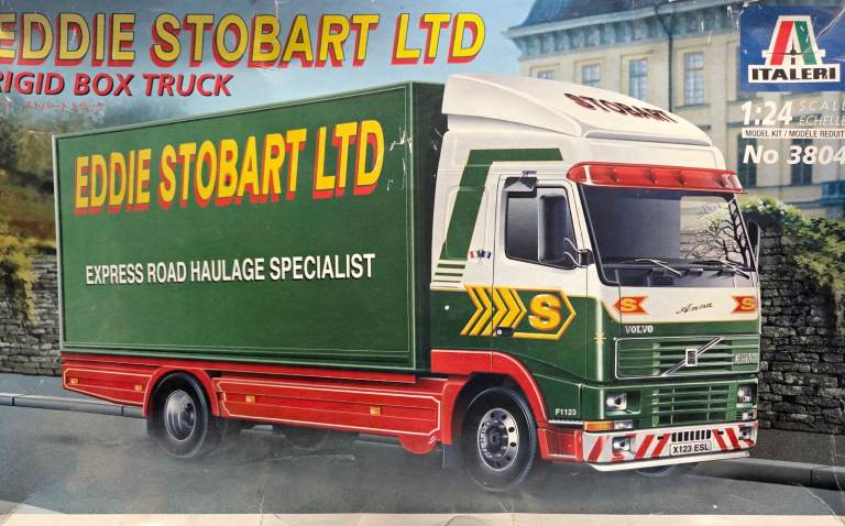 Italeri Eddie Stobart LTD Rigid Box Truck Model Kit 1:24