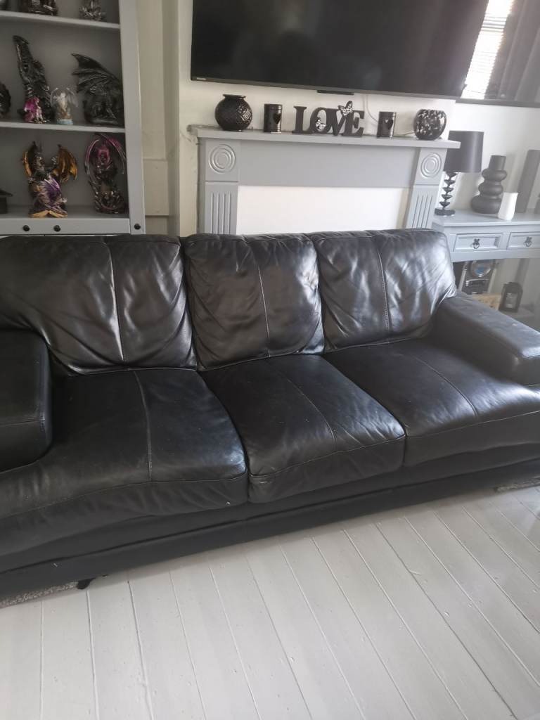 Black leather 3 seater 