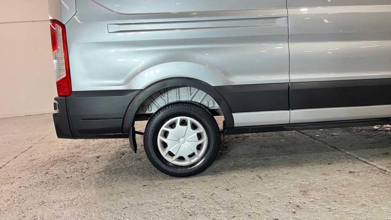  Ford Transit 2.0 EcoBlue Hybrid 130ps H2 Trend Van Medium Roof Van Diesel Manual