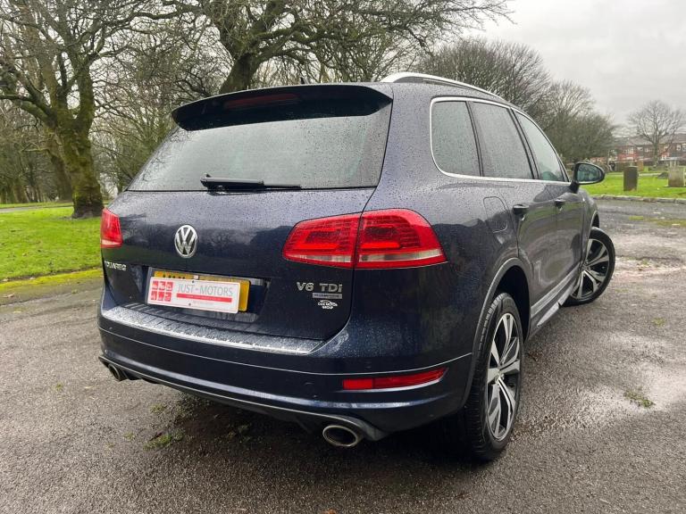 2014 Volkswagen Touareg 3.0 TDI V6 BlueMotion Tech R-Line Tiptronic 4WD Euro 5 (s/s) 5dr ESTATE D...