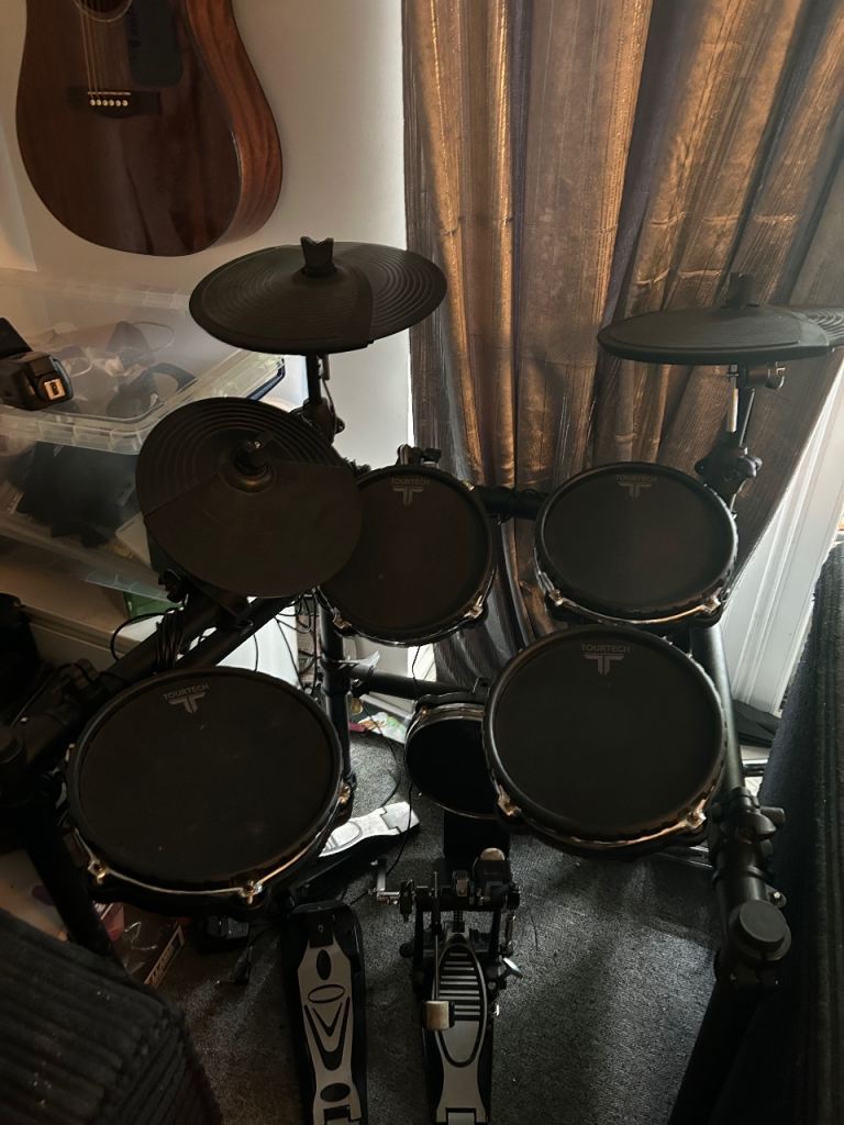 Electric drum kit 