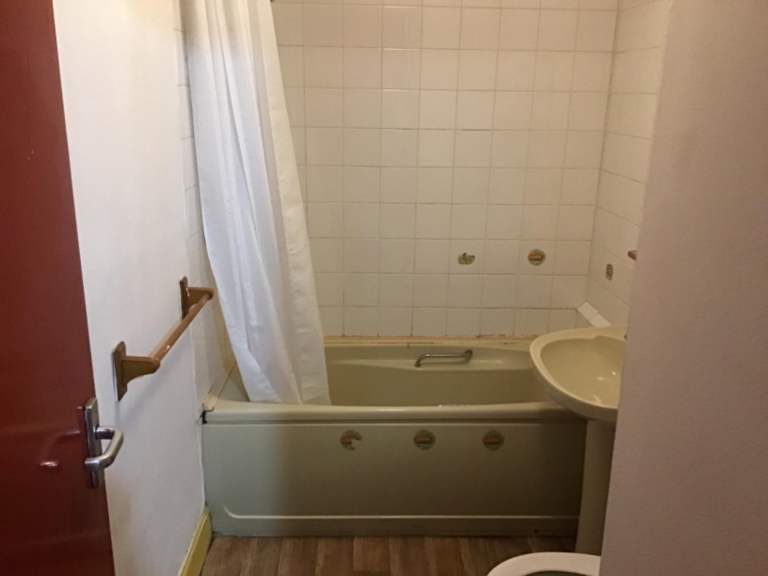 Small one bedroom flat Dennistoun