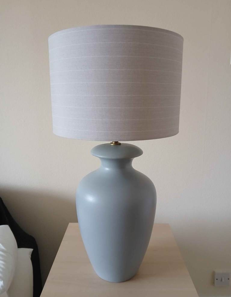 Grey ceramic lamp